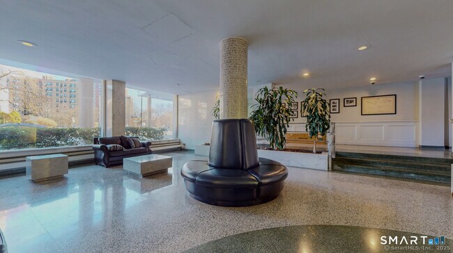 Foto del edificio - 444 Bedford St