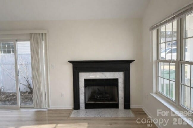 Foto del edificio - 3707 Silver Ore Ln