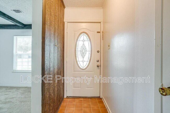 Foto del edificio - 812 E Prairie View Rd