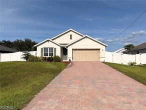 Building Photo - 1129 NW 20th Ave