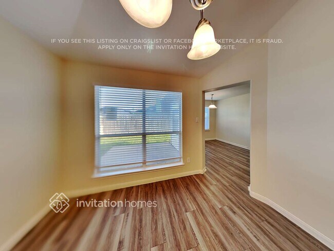 Building Photo - 2619 Cardinal Elm St