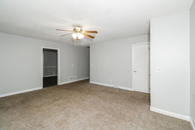 Building Photo - 152 Dickert Dr