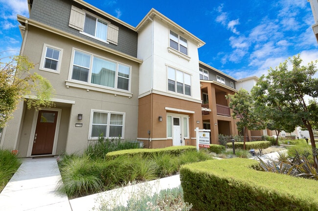 Photo - 37790 Taro Ter Townhome