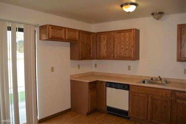 Foto del edificio - 6154 W Port Ave