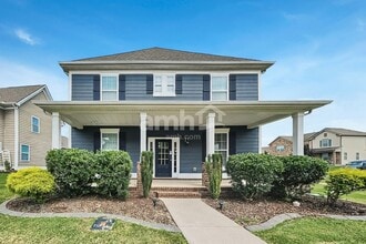 Building Photo - 1104 Westlawn Blvd