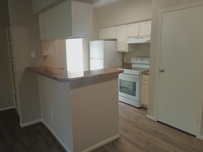 Kitchen with Window - 7575 Cambridge St