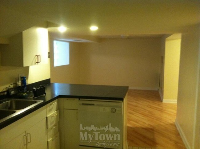 Foto del edificio - 4425 N Campbell Ave