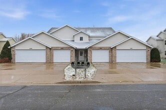 Building Photo - 1203 Stonewood Crossing