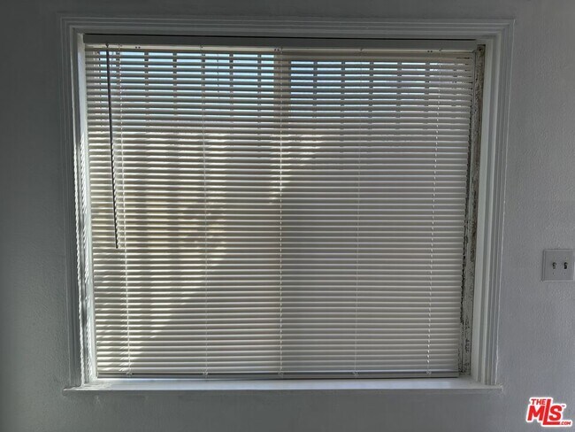 Foto del edificio - 1721 Pine Ave