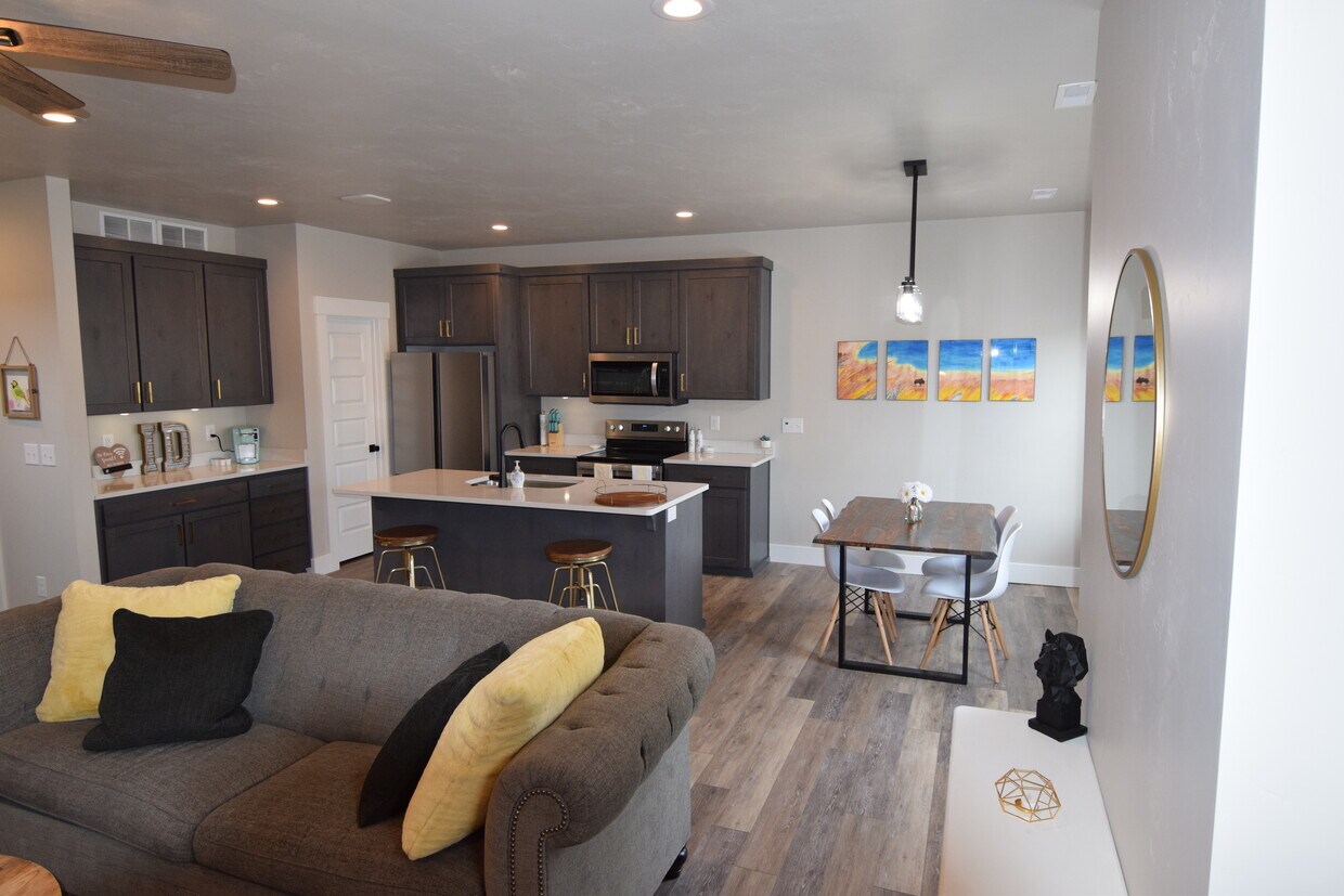 Foto principal - 2929 Sunburst Dr
