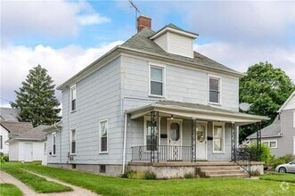 Building Photo - 2620 Wayne Ave