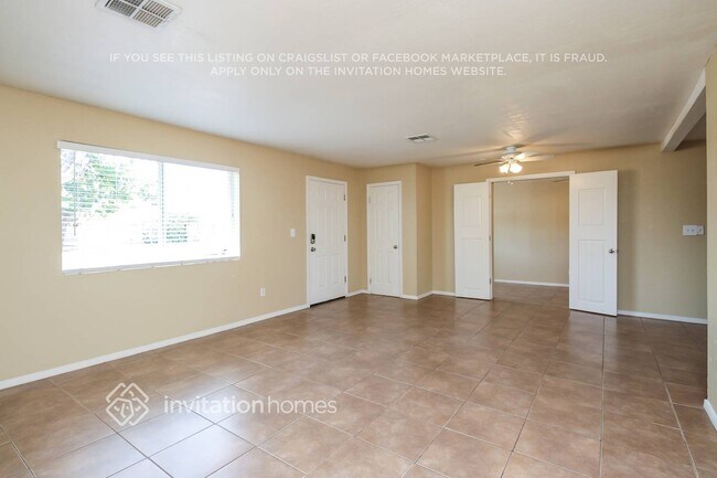 Foto del edificio - 2204 E Beverly Ln
