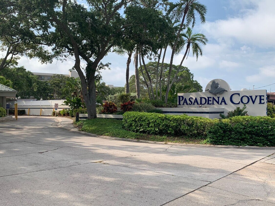 Primary Photo - Pasadena Cove - 2 BR 2 BA Condo in Gated W...