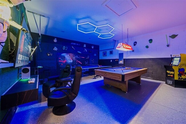 Building Photo - 7796 Somersworth Dr