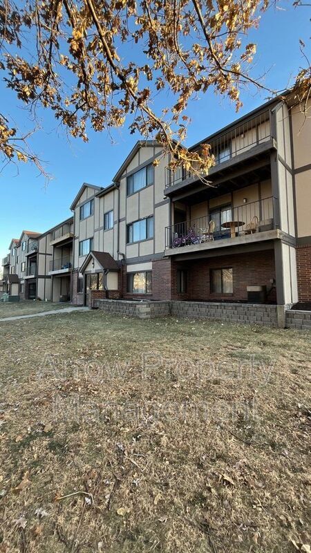 Building Photo - 2380 N 44th St