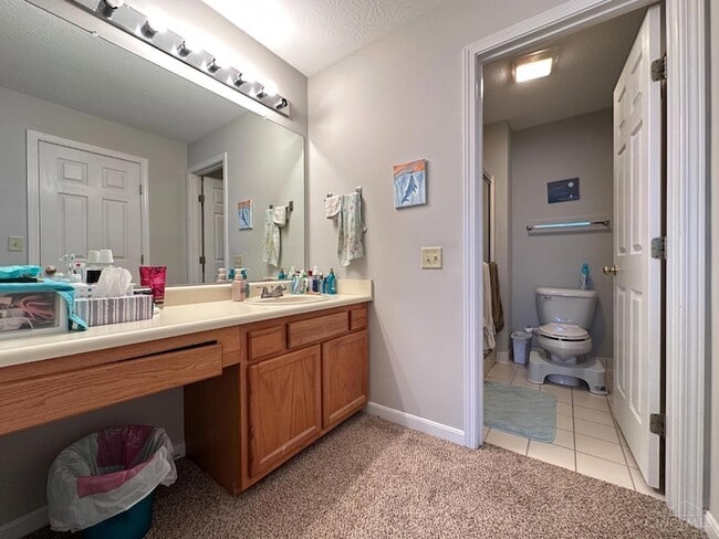 Foto del edificio - 44 Indian Cove Cir