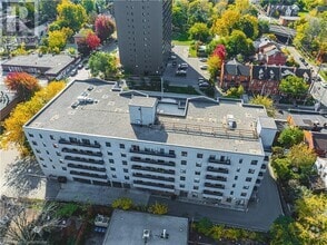 Building Photo - 175 Hunter St E