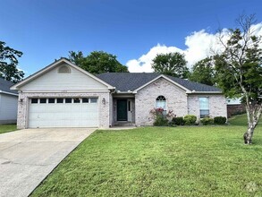 Building Photo - 12816 Cherry Laurel Dr