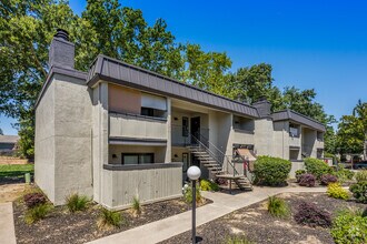 Building Photo - Terra Vida