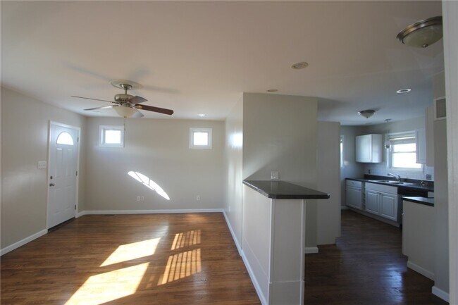 Building Photo - 3623 Steins St