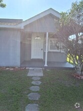 Building Photo - 406 N 13th St