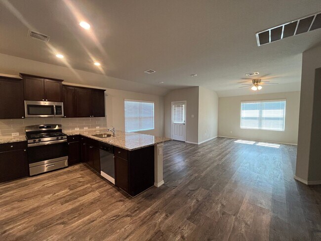 Building Photo - 8426 Cassia Cove