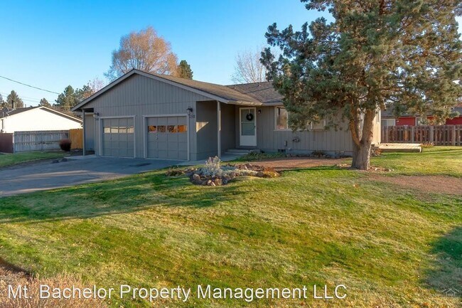 Foto del edificio - 2348 SW Umatilla Ave