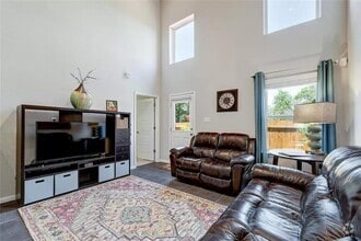 Building Photo - 2304 S Lakeline Blvd