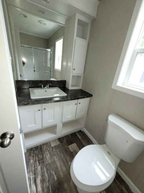 Building Photo - 658 Sound Ave