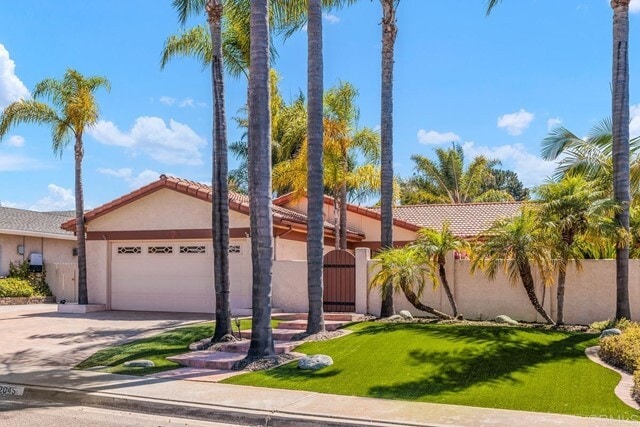 Building Photo - 2045 Village Wood Rd