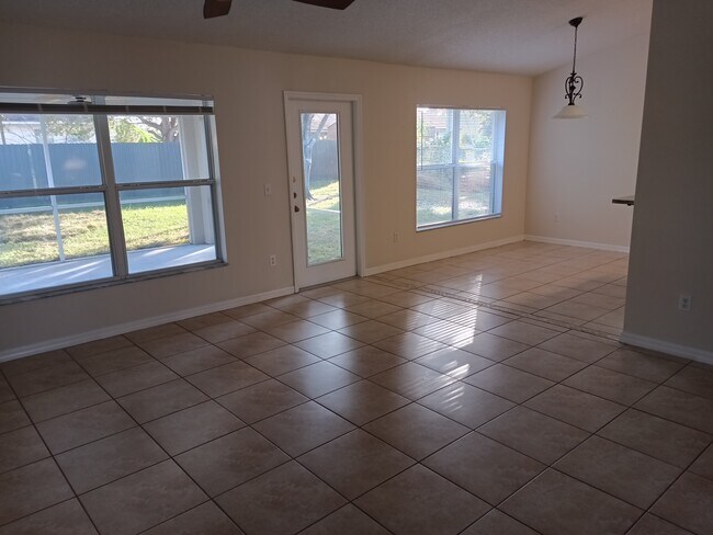 Foto del edificio - 2081 SW Judith Ln