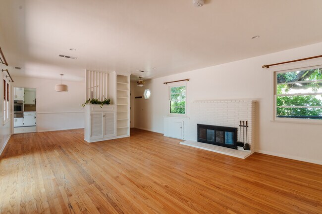 Foto del edificio - 3551 W Ave 42