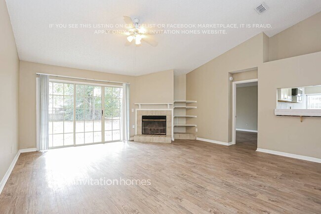 Building Photo - 7842 Mactavish Way S