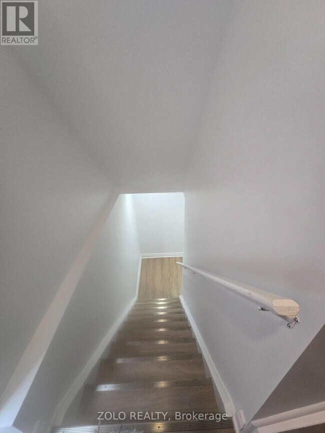 Photo du bâtiment - 1800 William Lott Dr