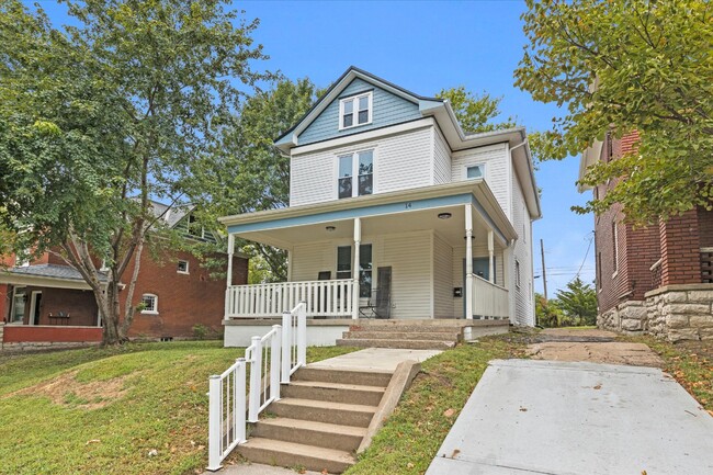 Building Photo - Stunning Fully Remodeled 2-Story Home in K...