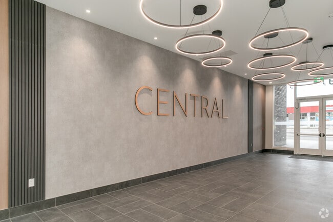 Lobby Photo - Central