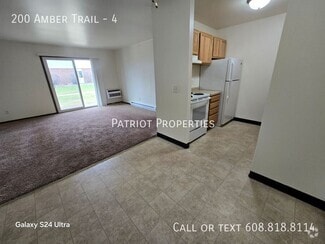 Building Photo - 200 Amber Trail