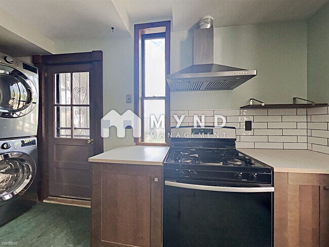 Building Photo - 3 br, 1.5 bath House - 2729 Champa Street