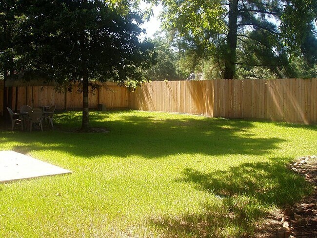 Building Photo - 3227 Golden Willow Dr
