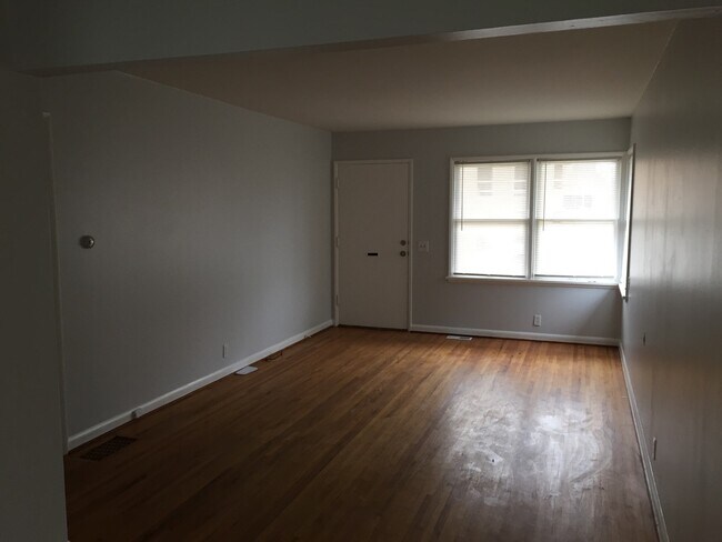 Foto del edificio - 2406 -2412 Southeast 52nd Avenue