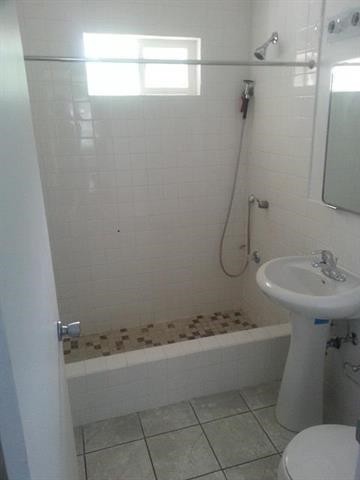 Foto del edificio - 219 Clyde Gallagher Ave