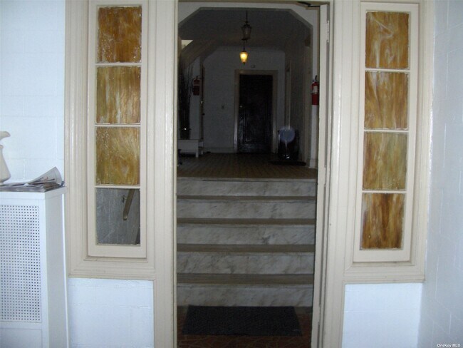 Foto del edificio - 129 Broadway