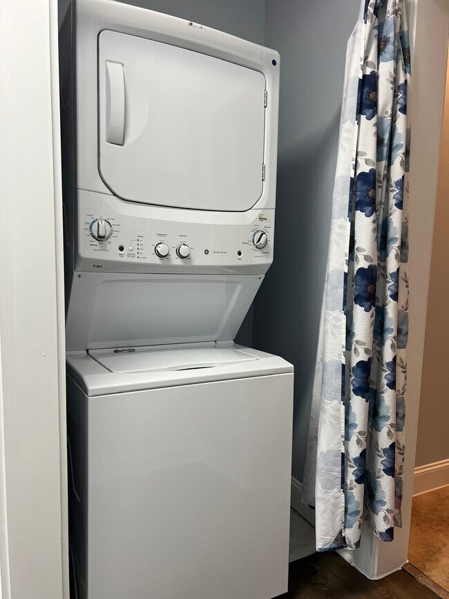 Photo - 60 Johnson Rd House