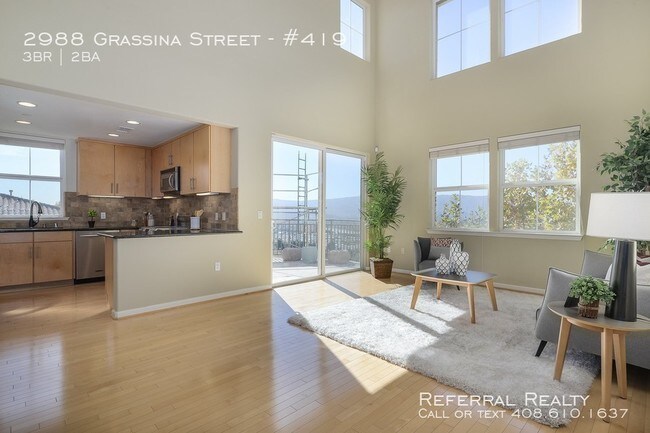 Building Photo - 2988 Grassina St