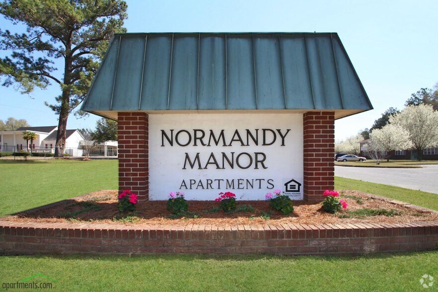Normandy Manor Apartments Rentals Laurel, MS