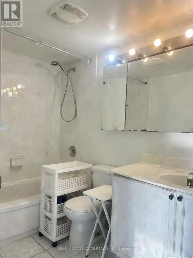 Building Photo - 1 Pemberton Ave