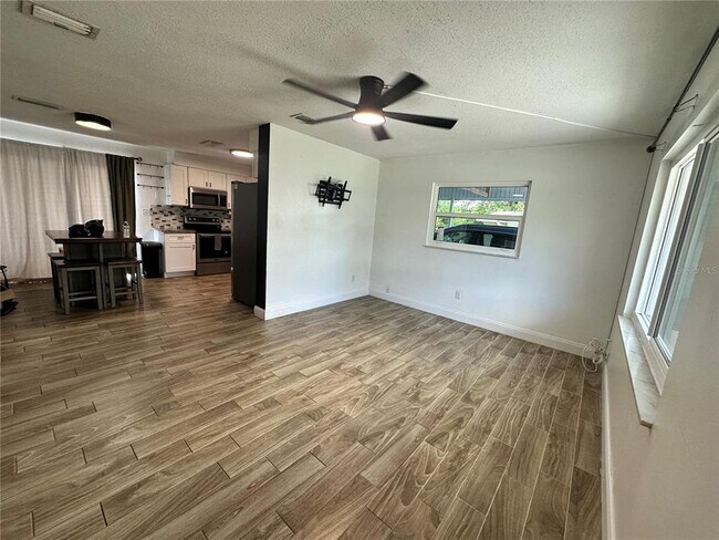 Foto del edificio - 2781 Fulford St
