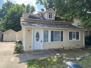 Building Photo - 6046 2nd Ave