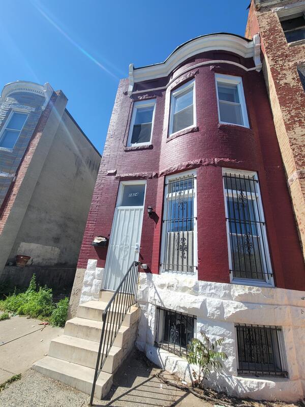 Building Photo - 1824 W Fayette St