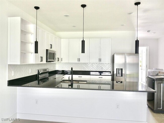 Foto del edificio - 918 Eisenhower Blvd